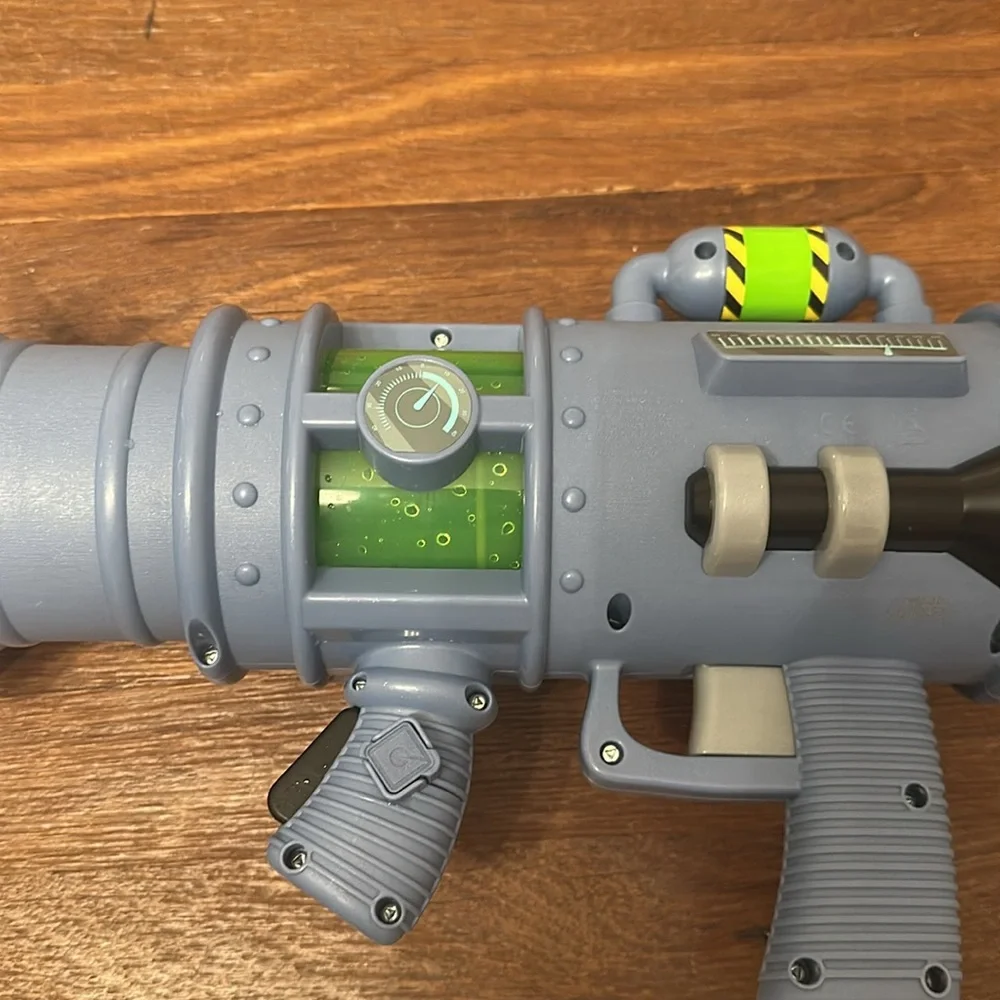 Minions Despicable Me 4 Ultimate Fart Blaster Toy Lights and Sound Effects